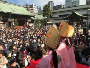 海苔チャリティーセール in 大阪天満宮 巻き寿司千人いっせい丸かぶり