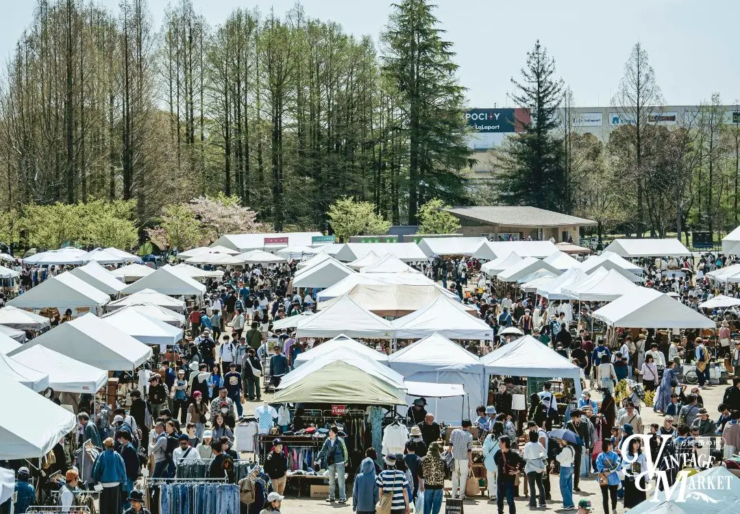 10/24（金）～26（日）	Vintage Market（ヴィンテージマーケット）-万博蚤の市-